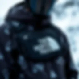 Exploring the North Face Chest Bag: Functionality and Style for Extreme Sports Enthusiasts Introduction
